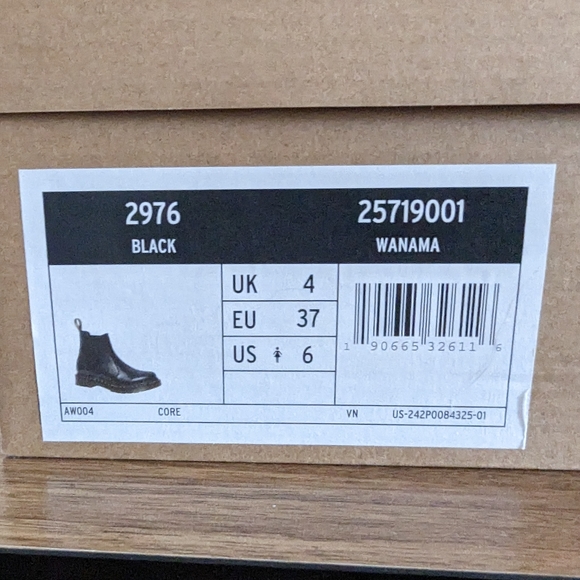 Dr. Martenz 2976 Chelsea Boot - Wanama Leather - Picture 7 of 7